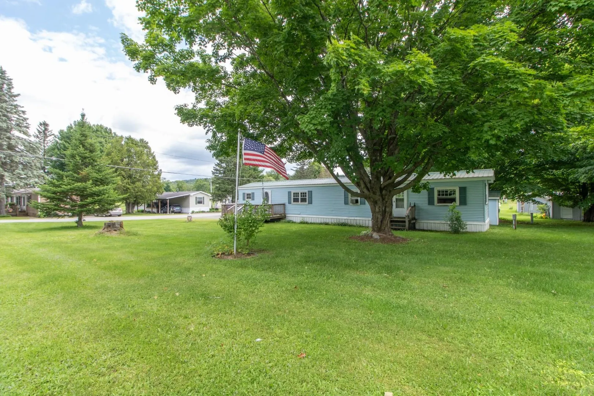 2477 Us Route 5 Derby VT 05829