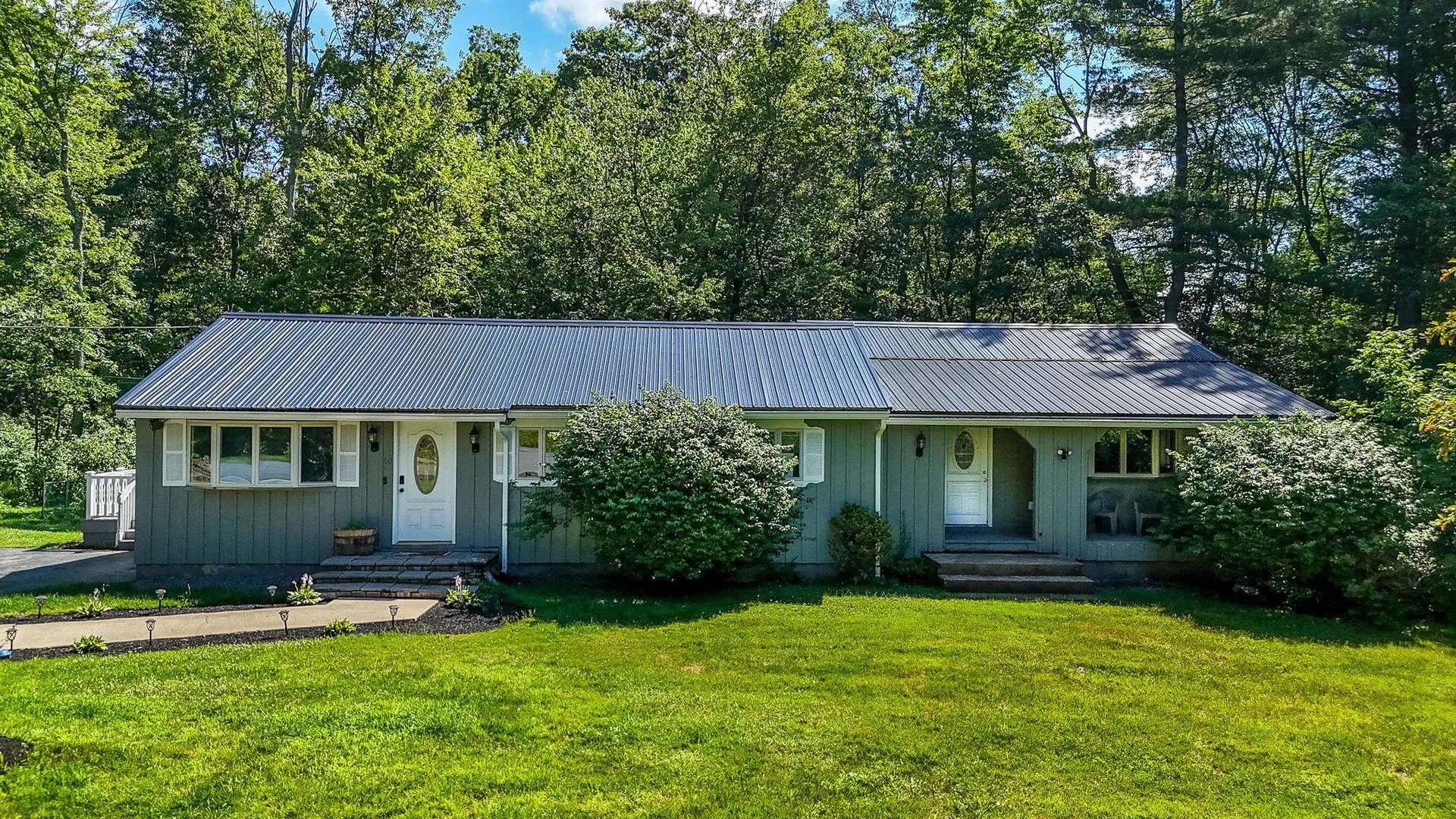 10 Appaloosa Avenue Pelham NH 03076