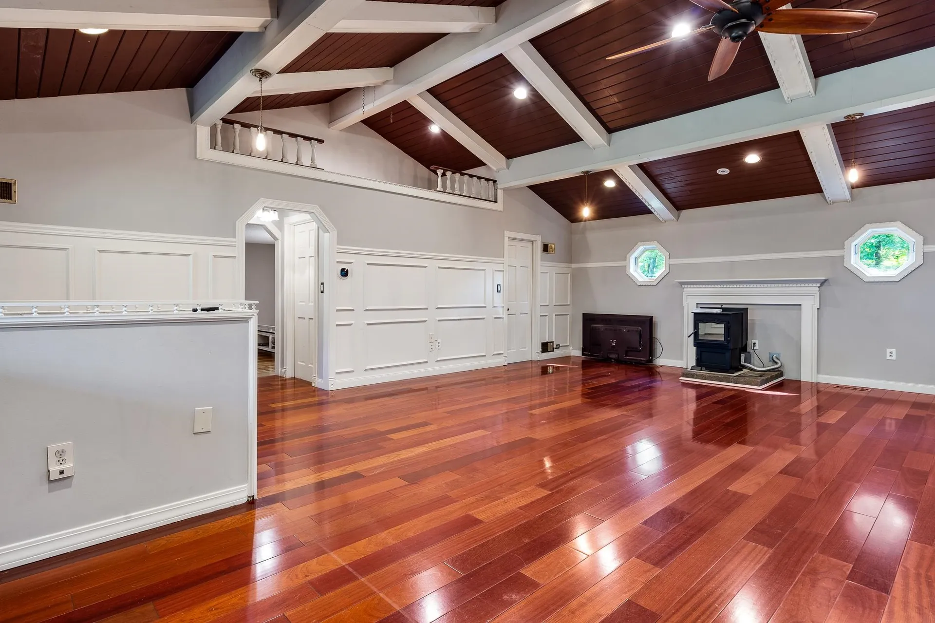 10 Appaloosa Avenue Pelham NH 03076
