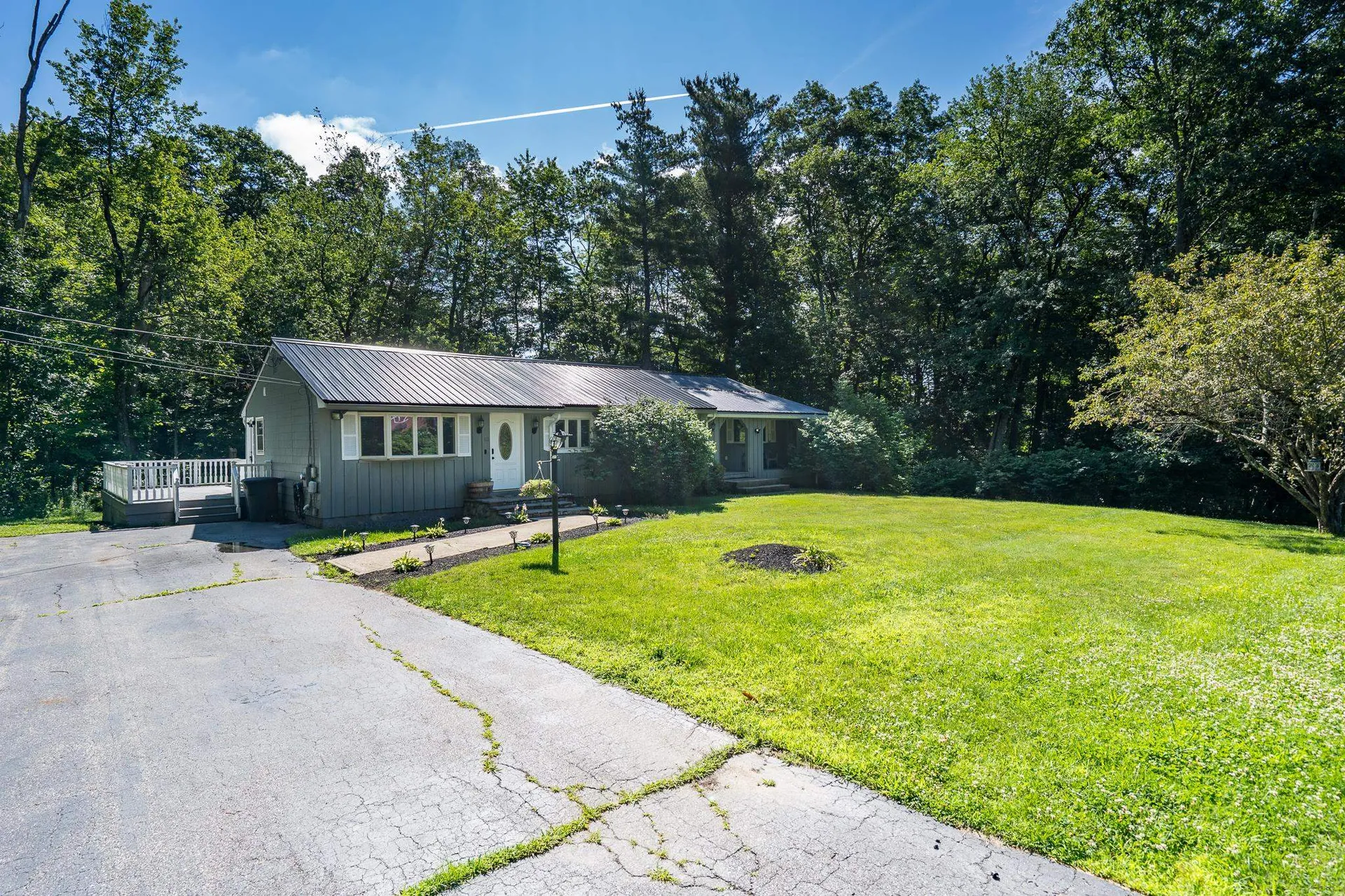 10 Appaloosa Avenue Pelham NH 03076