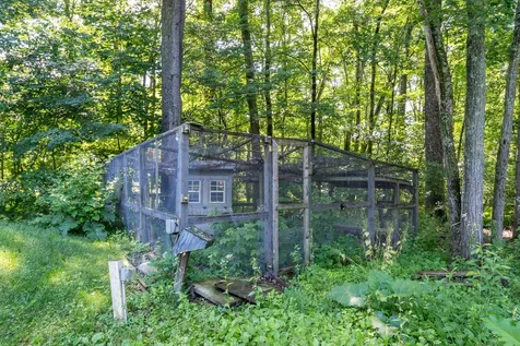 10 Appaloosa Avenue Pelham NH 03076