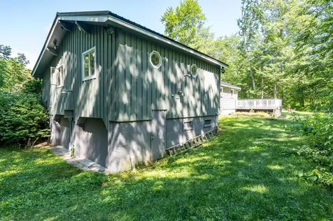 10 Appaloosa Avenue Pelham NH 03076