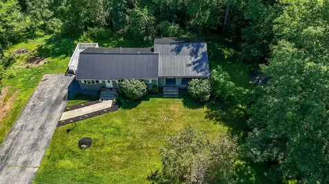 10 Appaloosa Avenue Pelham NH 03076