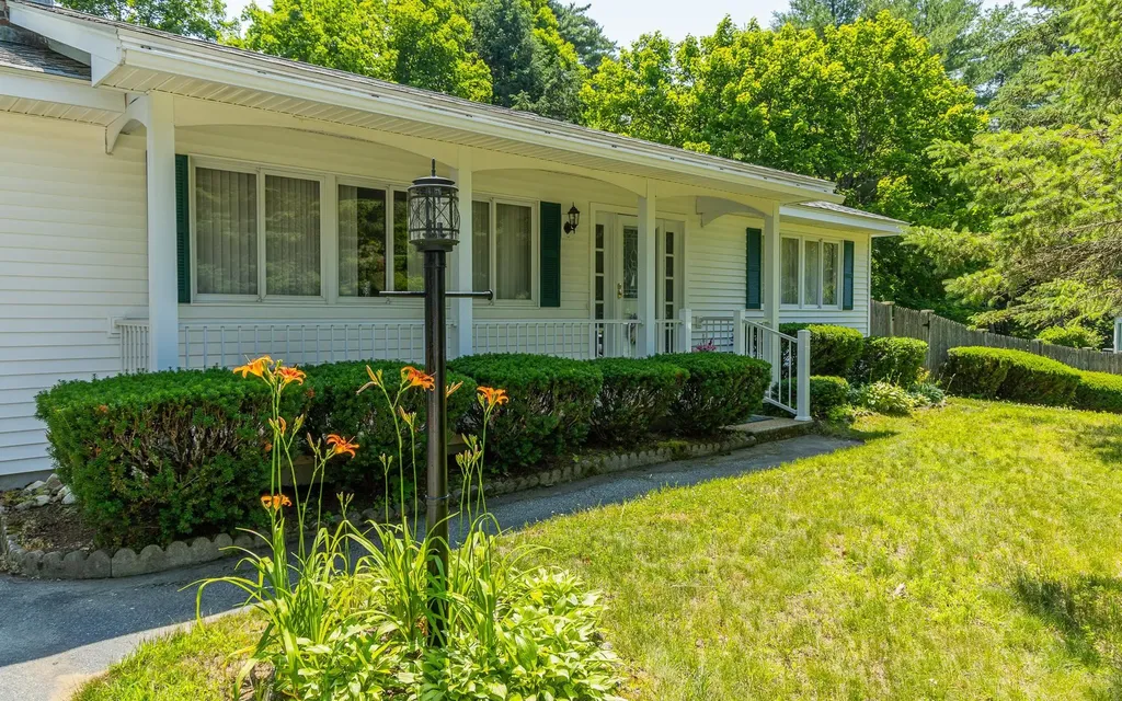 636 Court Street Keene NH 03431