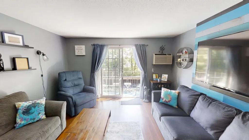 7 Autumn Leaf Drive Nashua NH 03060