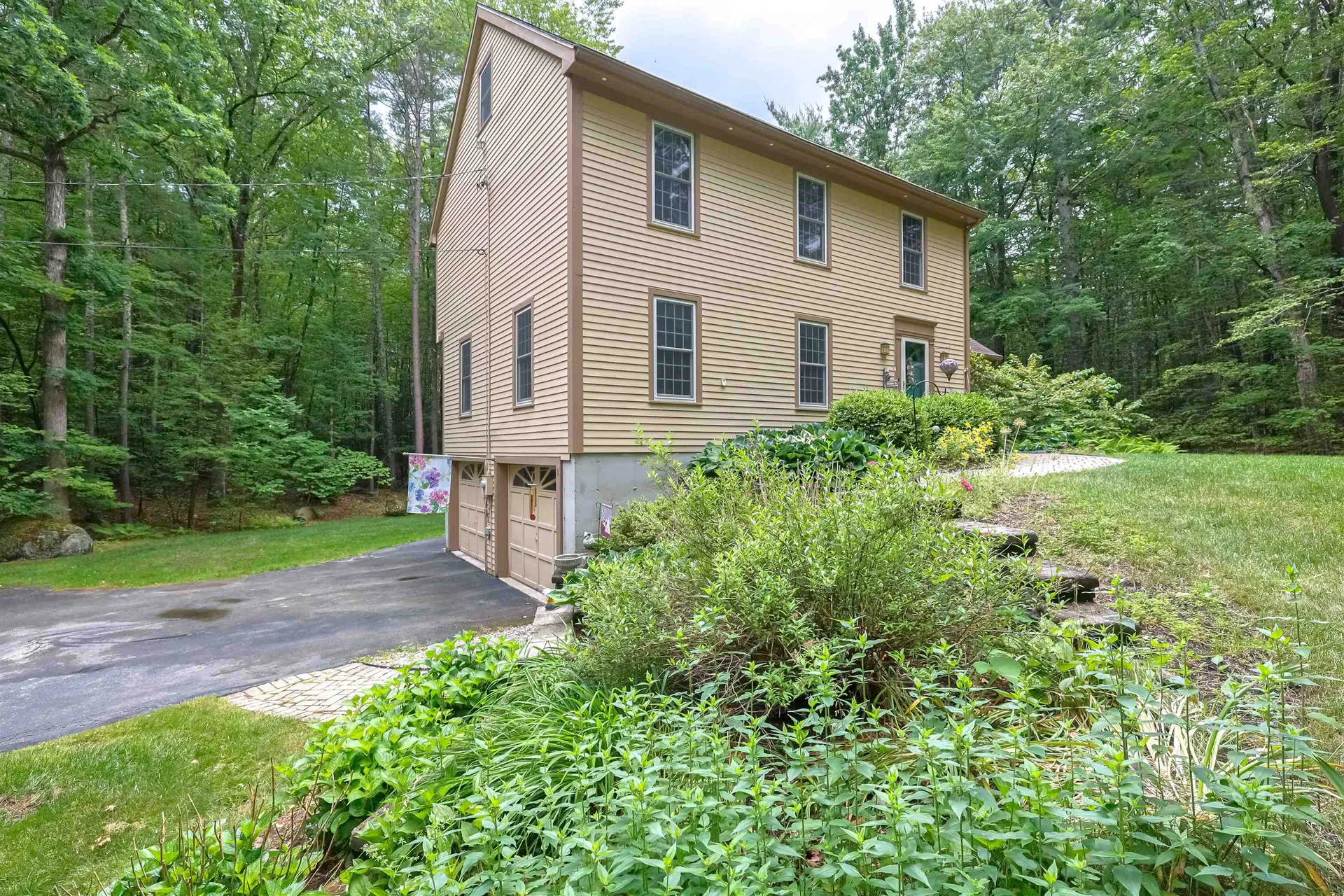 5 Taschereau Drive Mont Vernon NH 03057