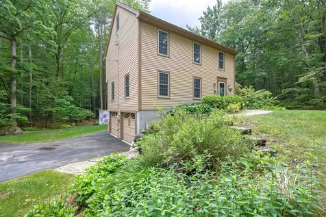 5 Taschereau Drive Mont Vernon NH 03057