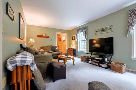 5 Taschereau Drive Mont Vernon NH 03057