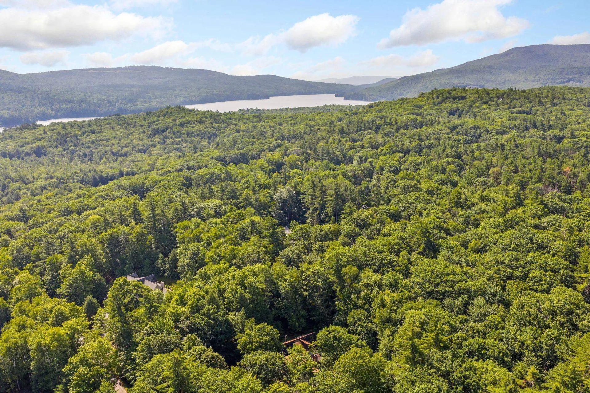 52 Upper Bay Road Sunapee NH 03782