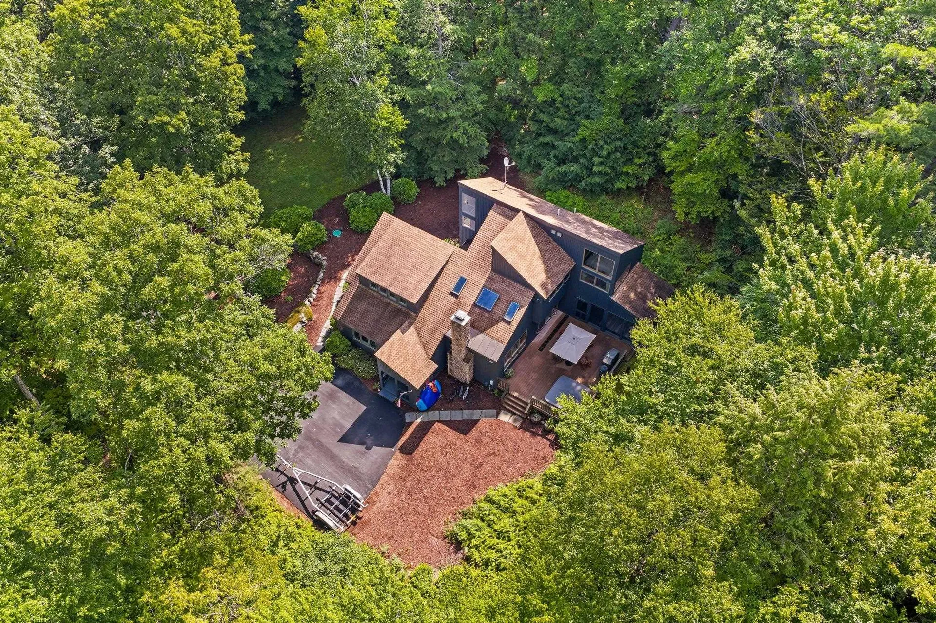 52 Upper Bay Road Sunapee NH 03782