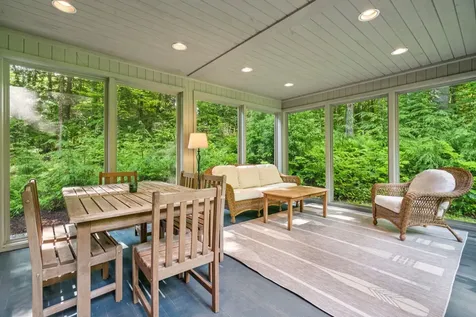 52 Upper Bay Road Sunapee NH 03782