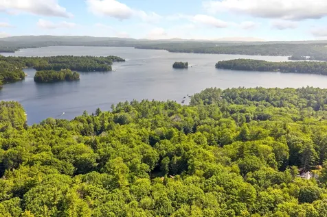 52 Upper Bay Road Sunapee NH 03782