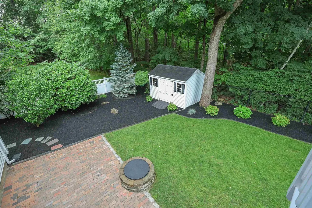 1327 Beech Street Manchester NH 03104