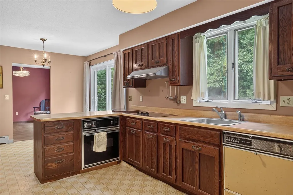 574 Hitzel Terrace Rutland Town VT 05701