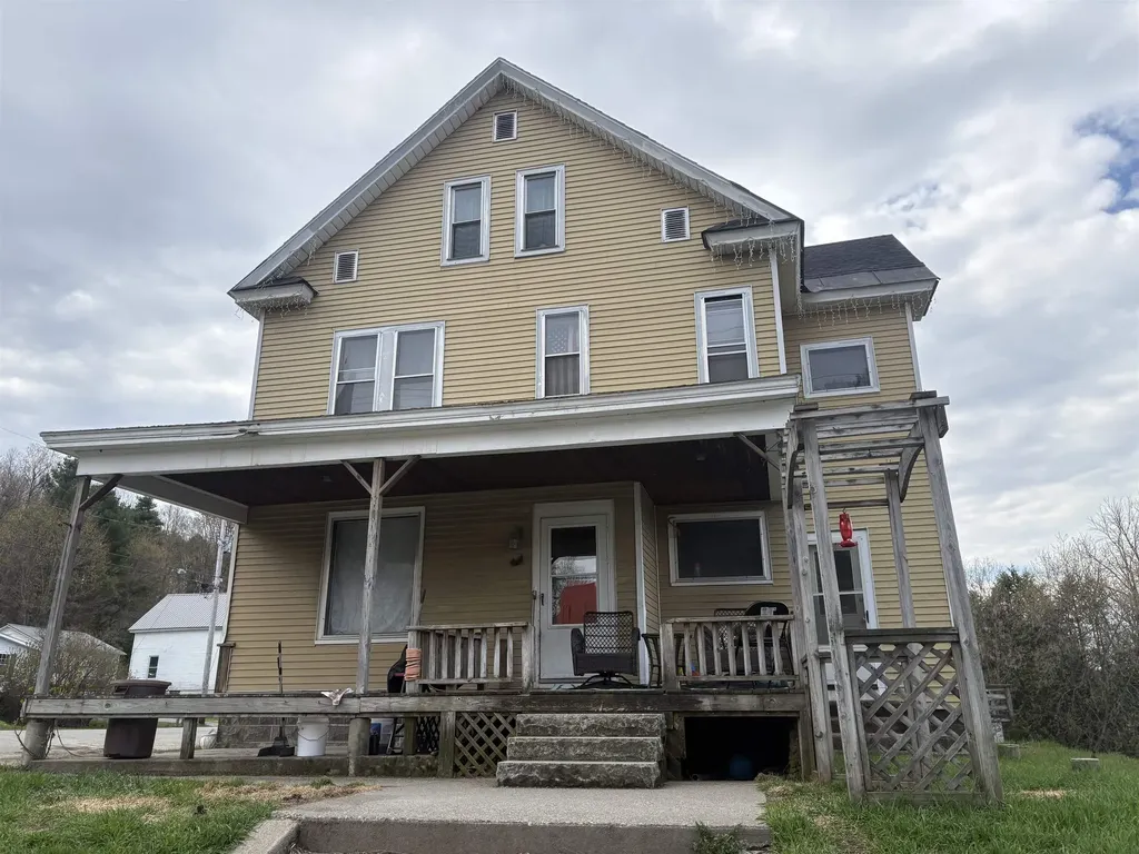 363 Charles Street Lyndon VT 05851