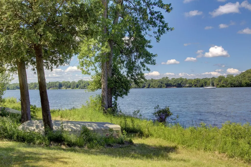135 Savage Point North North Hero VT 05458