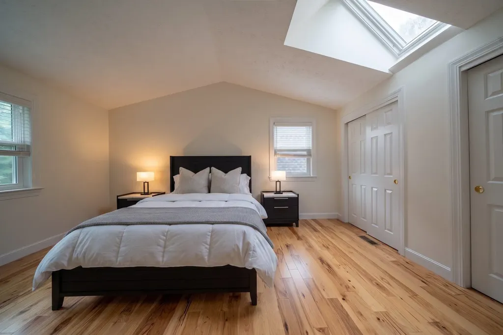 246 Winding Pond Road Londonderry NH 03053
