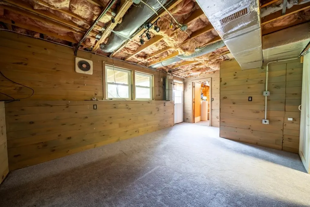 246 Winding Pond Road Londonderry NH 03053