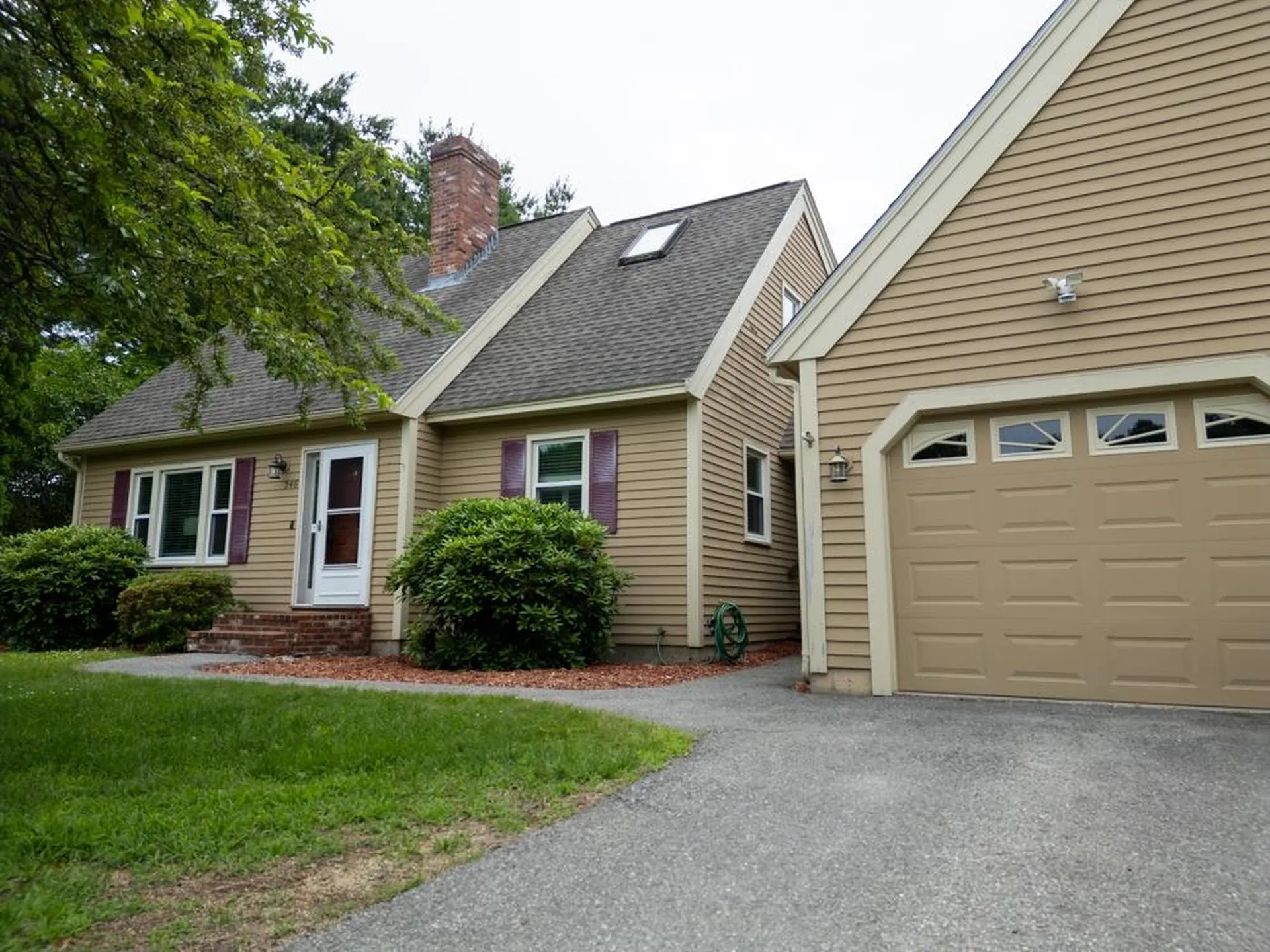 246 Winding Pond Road Londonderry NH 03053