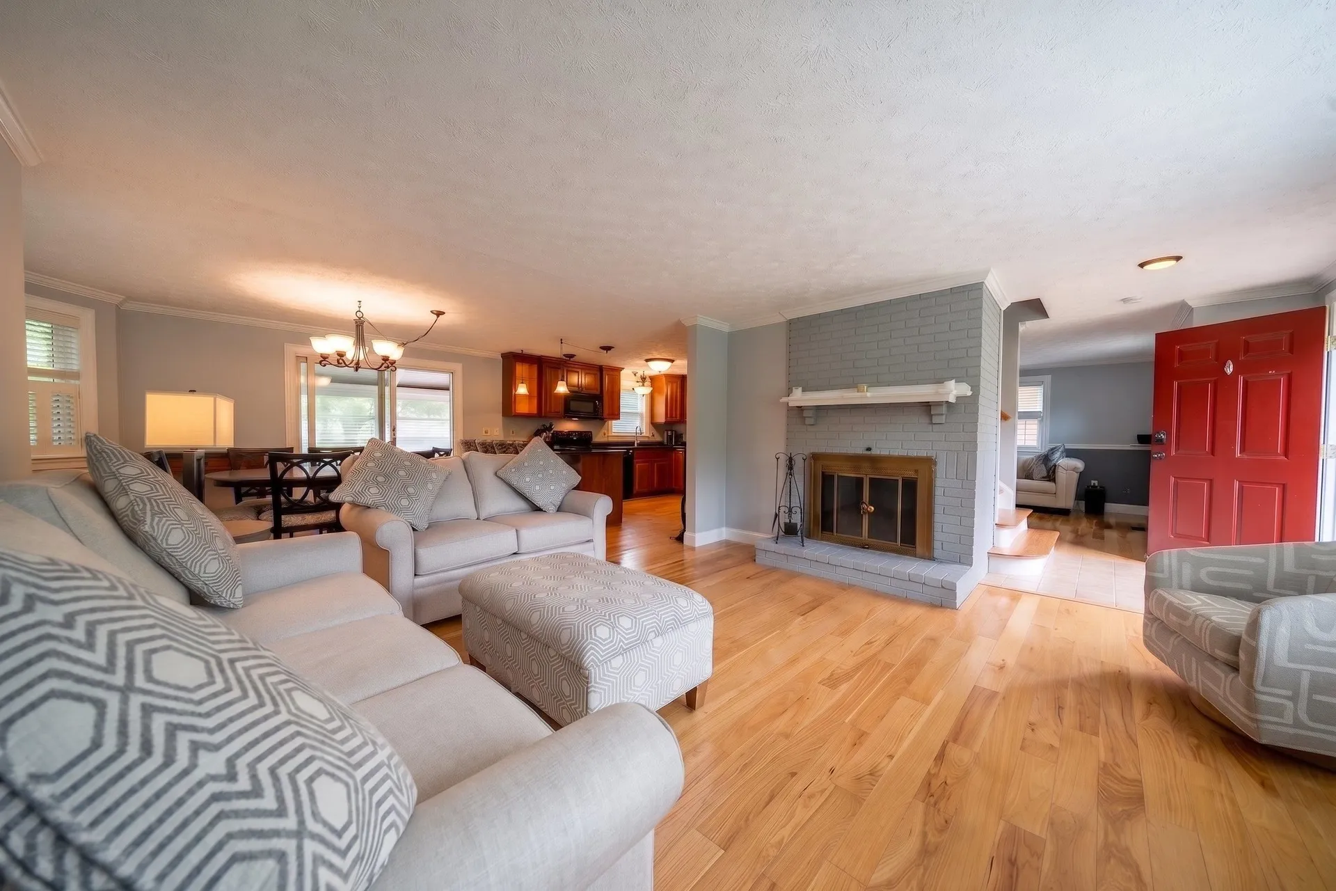 246 Winding Pond Road Londonderry NH 03053
