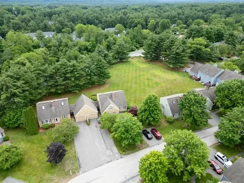 246 Winding Pond Road Londonderry NH 03053