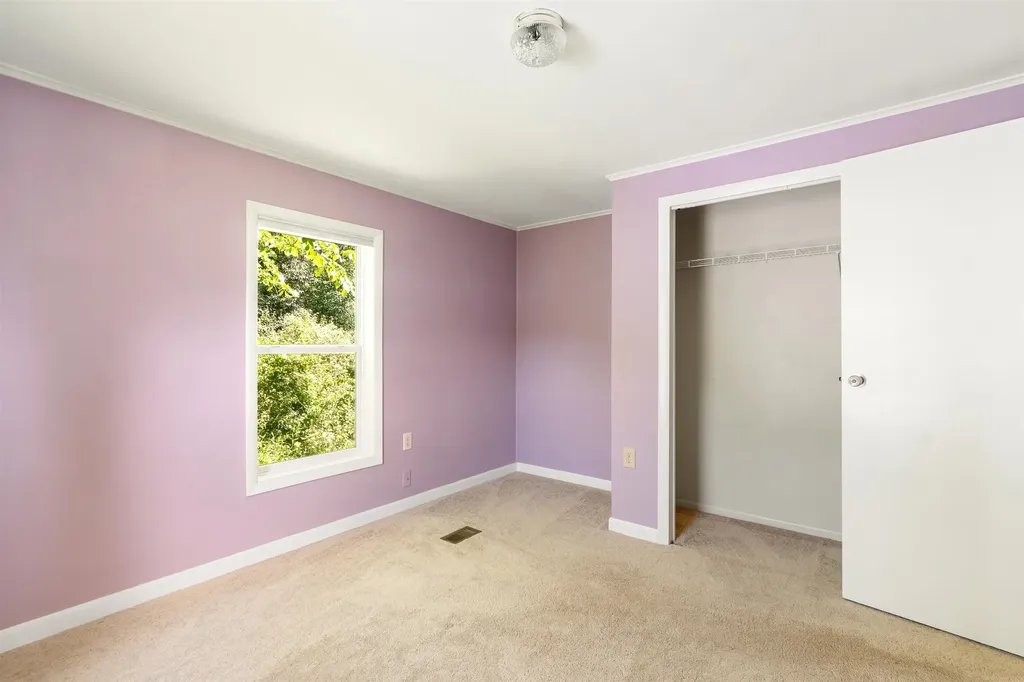 235 Shelburnewood Drive Shelburne VT 05482