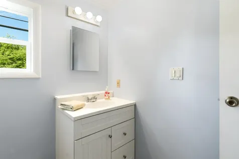 235 Shelburnewood Drive Shelburne VT 05482