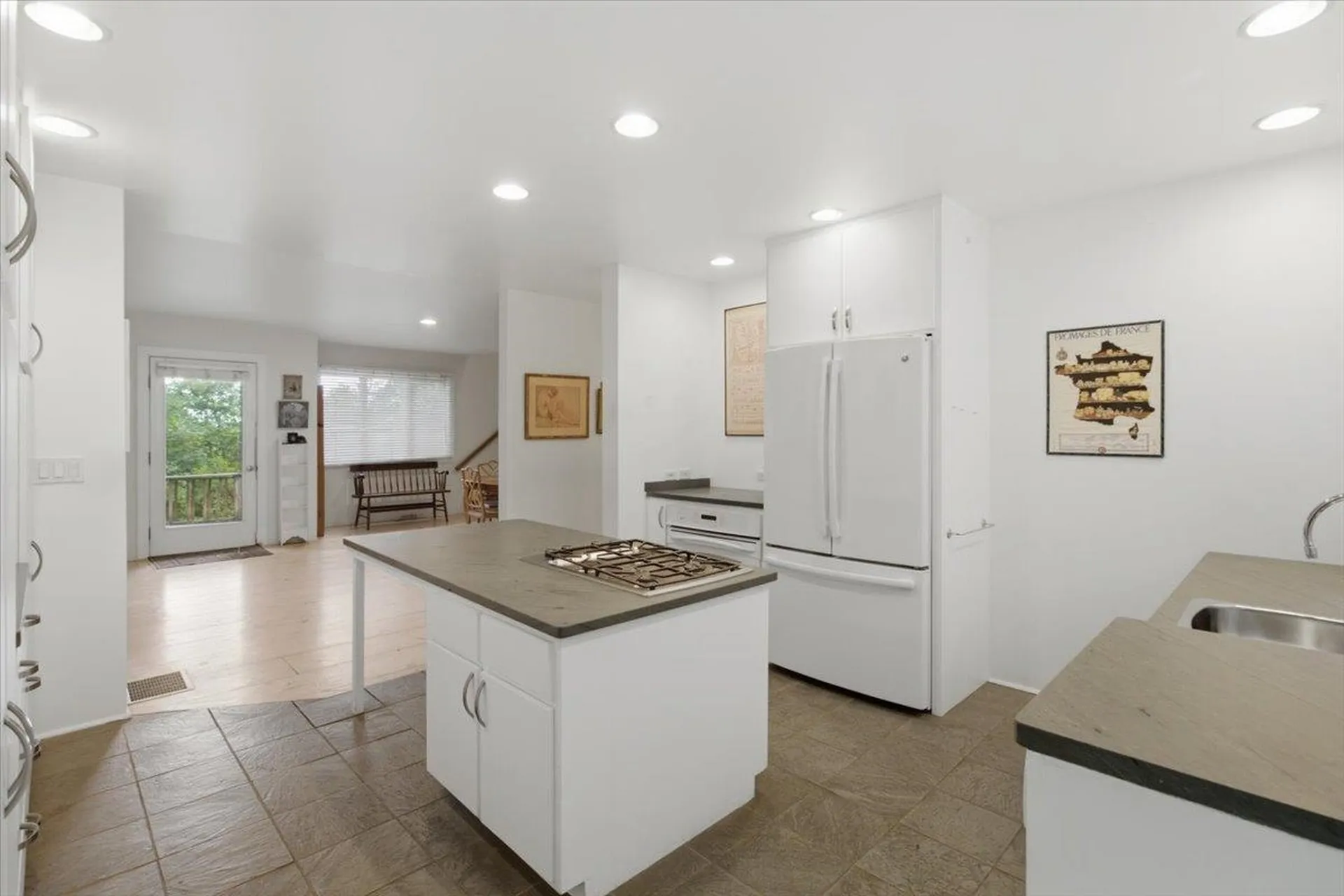 164 Skyboro W Road Pownal VT 05261