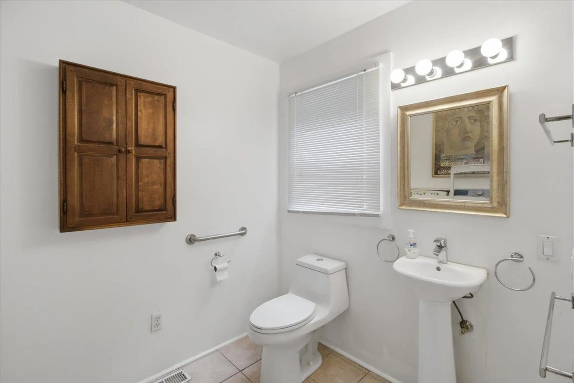 164 Skyboro W Road Pownal VT 05261