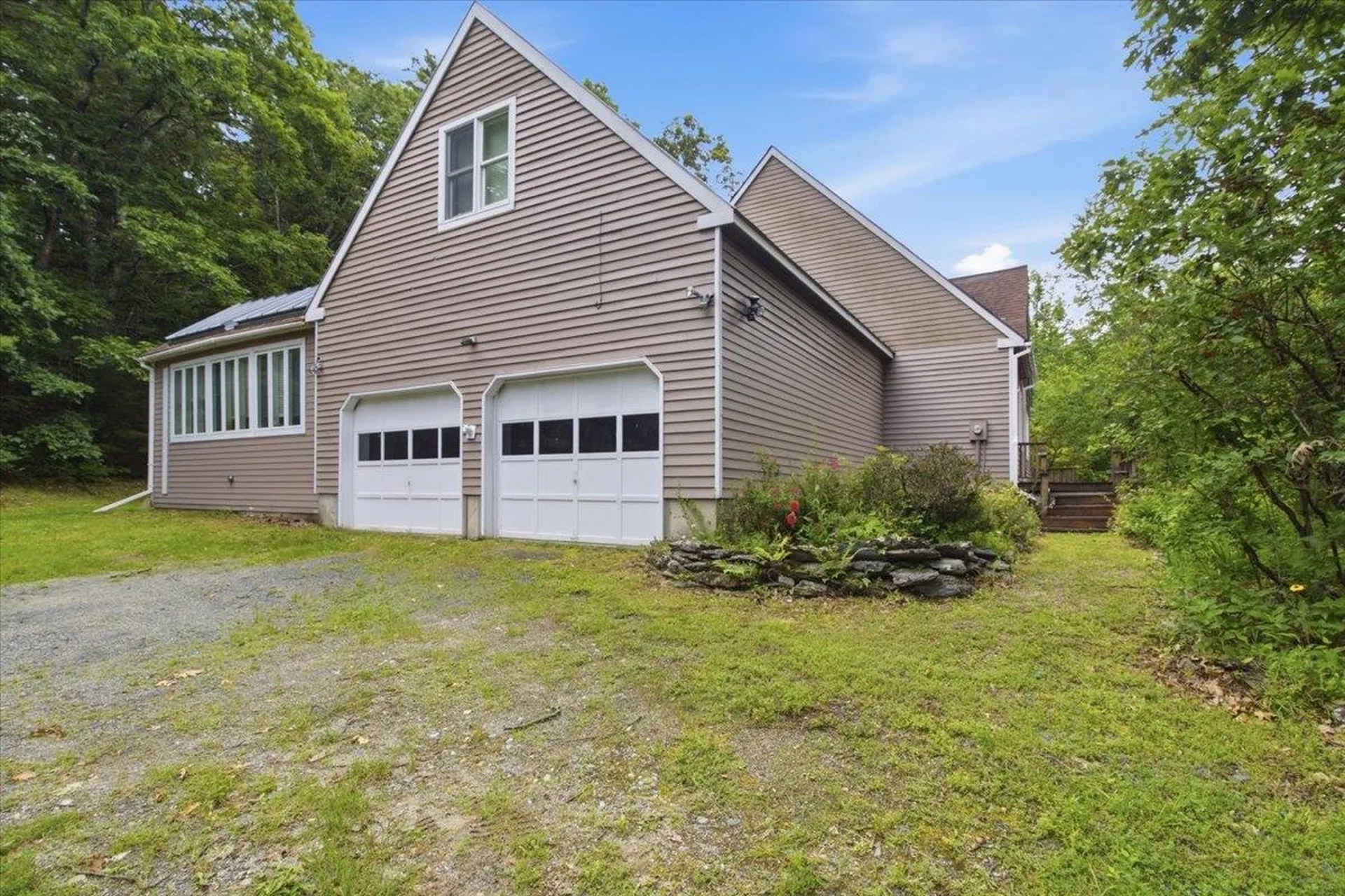 164 Skyboro W Road Pownal VT 05261