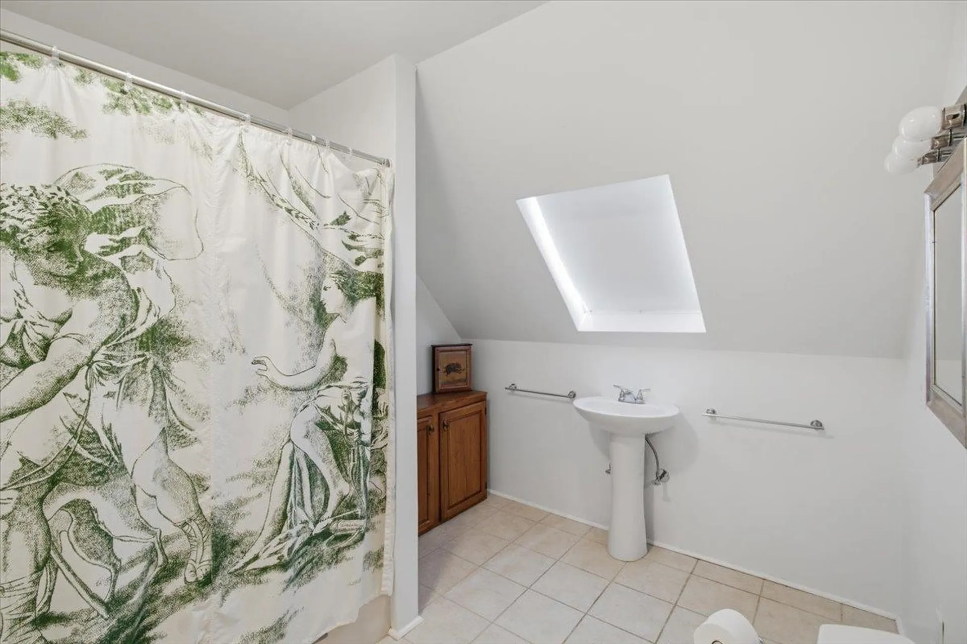 164 Skyboro W Road Pownal VT 05261