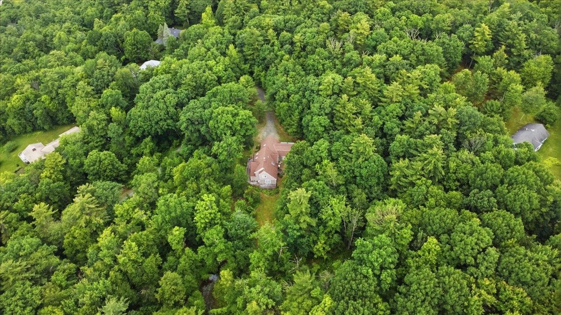 164 Skyboro W Road Pownal VT 05261