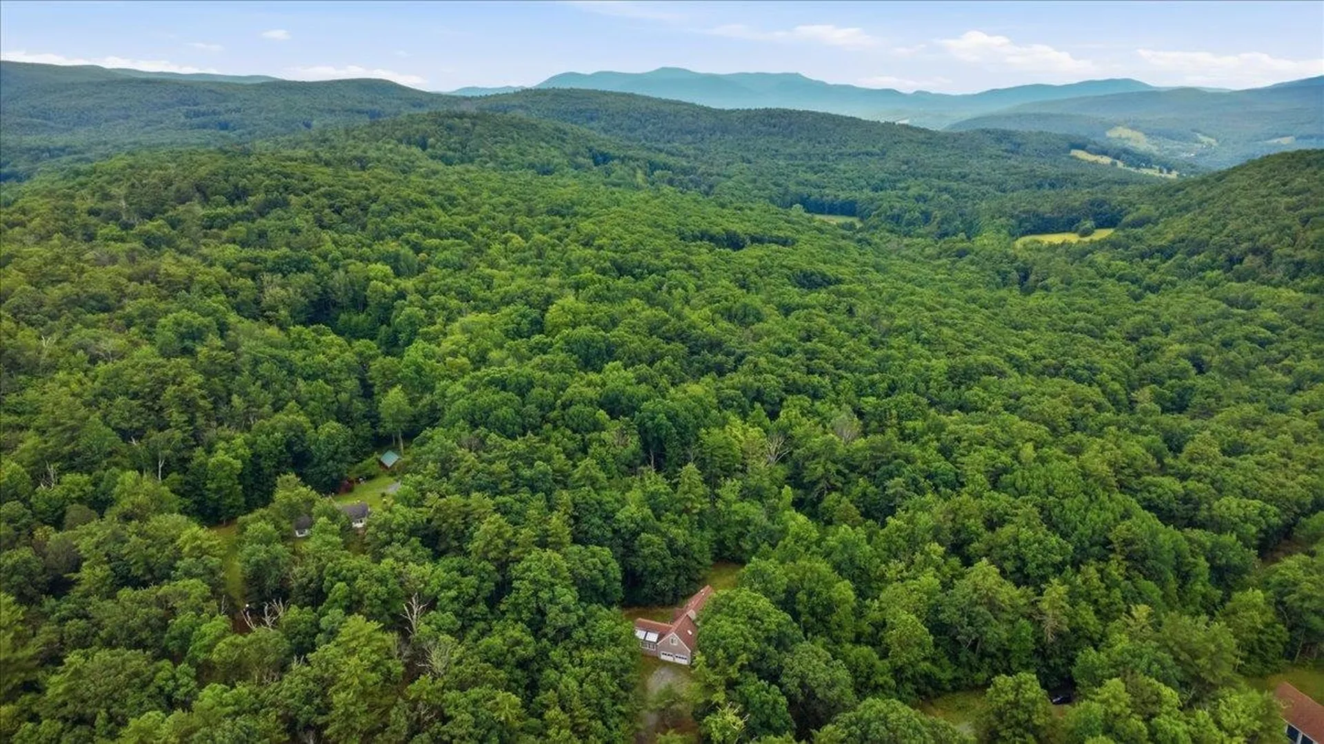 164 Skyboro W Road Pownal VT 05261