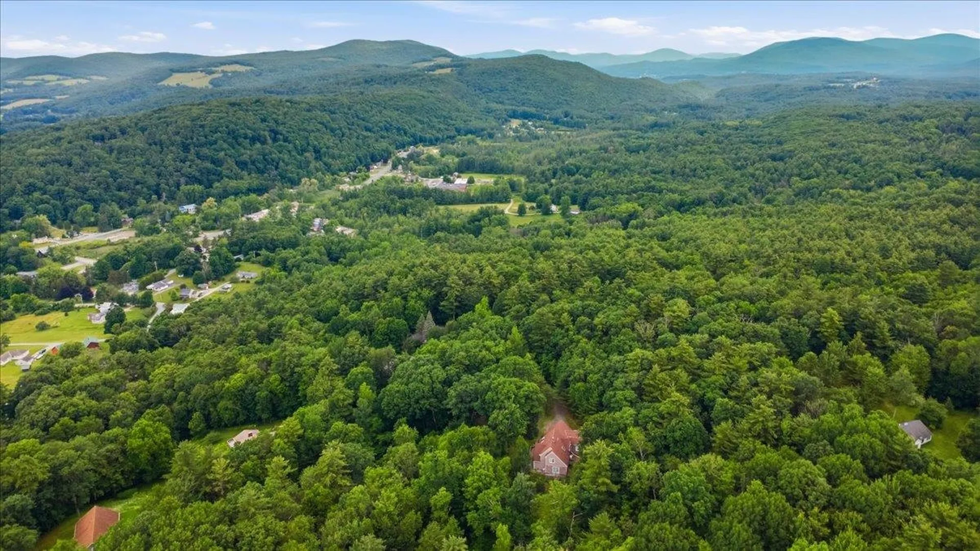 164 Skyboro W Road Pownal VT 05261