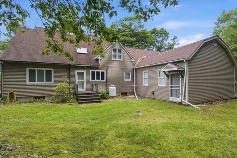 164 Skyboro W Road Pownal VT 05261