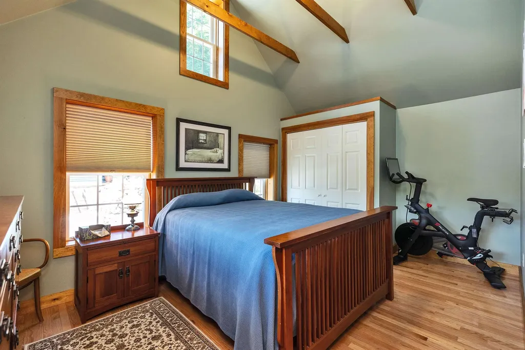 73 Main Street Peterborough NH 03458