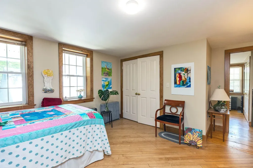 73 Main Street Peterborough NH 03458
