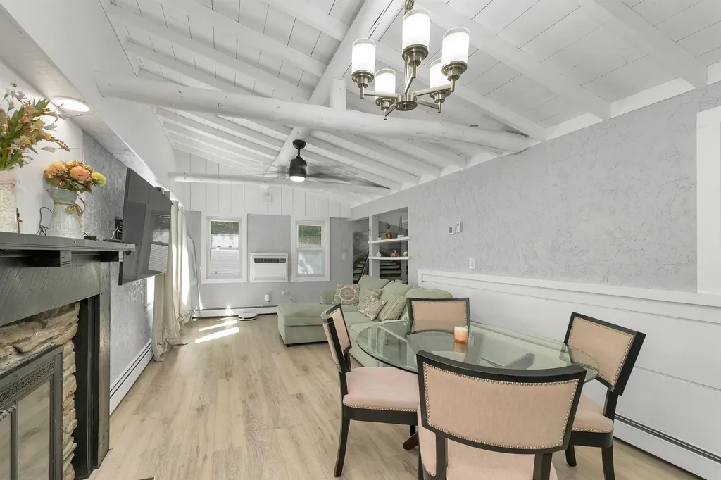 31 Ministerial Road Windham NH 03087-1921