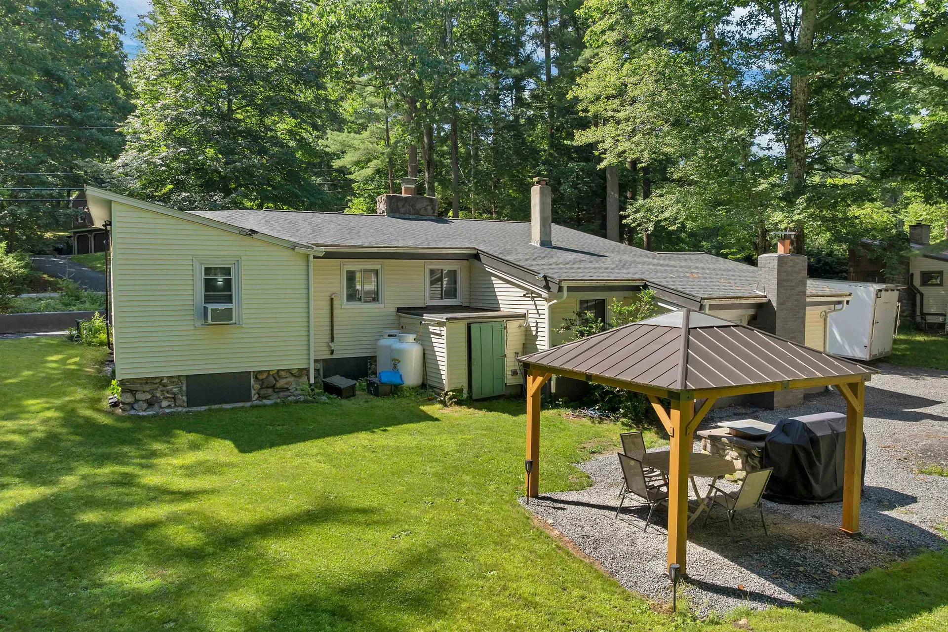 31 Ministerial Road Windham NH 03087-1921