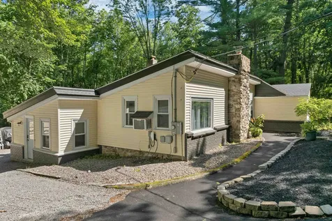 31 Ministerial Road Windham NH 03087-1921