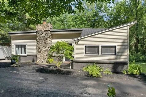 31 Ministerial Road Windham NH 03087-1921