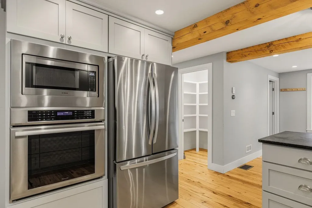 34 River Street Exeter NH 03833