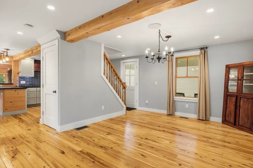 34 River Street Exeter NH 03833