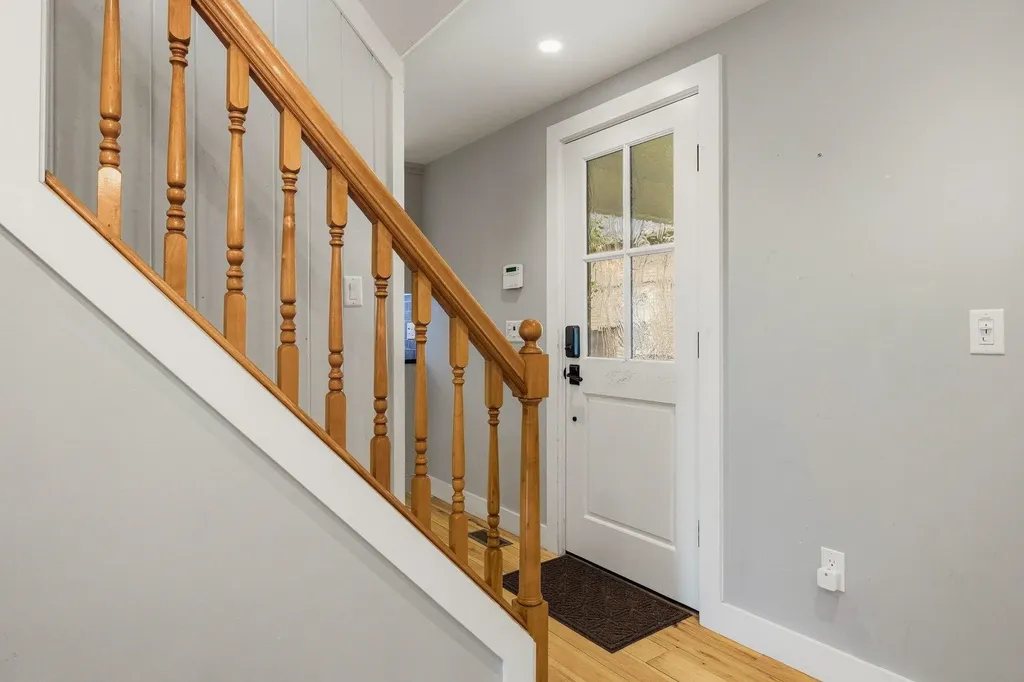 34 River Street Exeter NH 03833