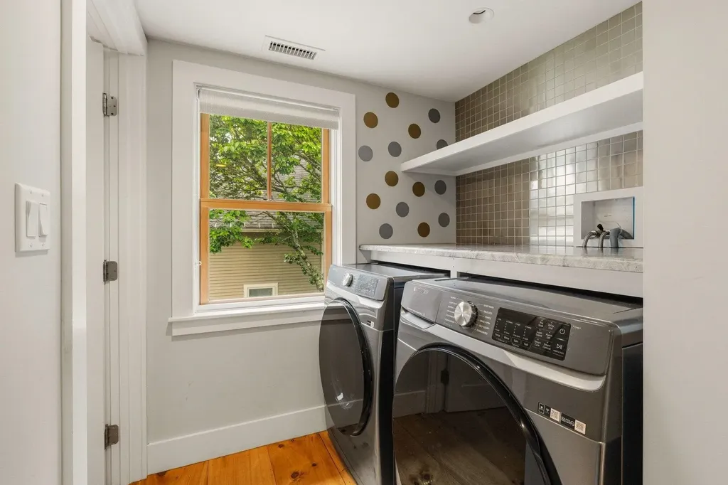 34 River Street Exeter NH 03833
