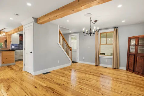 34 River Street Exeter NH 03833