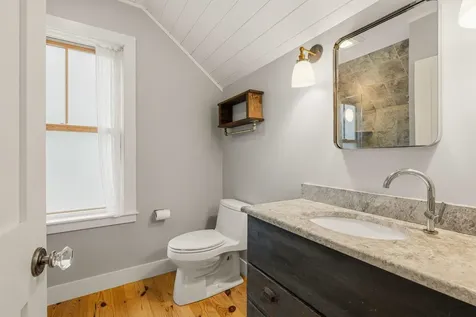 34 River Street Exeter NH 03833