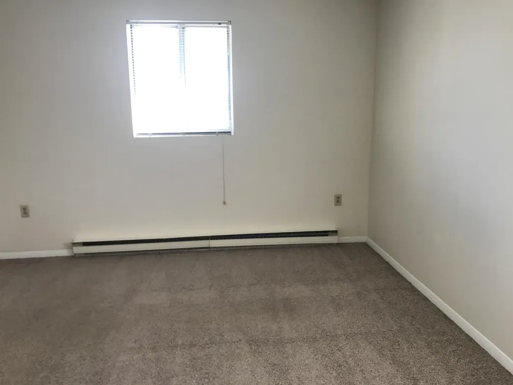 93 West Street Milford NH 03055