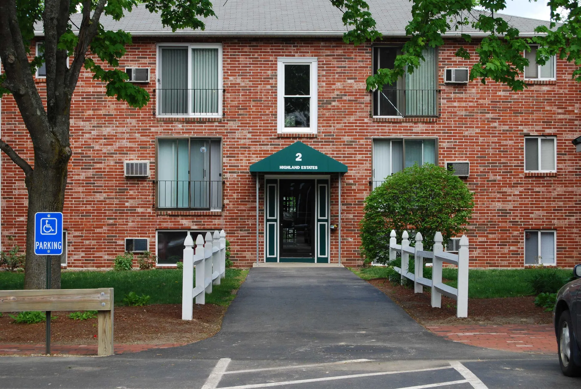 93 West Street Milford NH 03055
