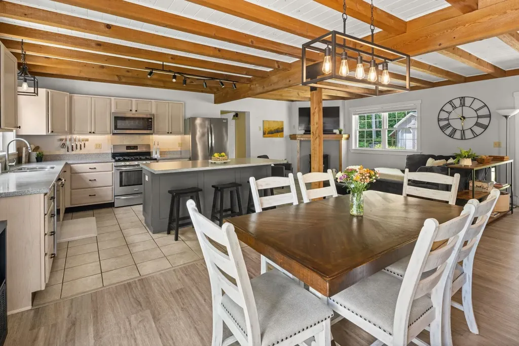1242 Cady's Falls Road Morristown VT 05661